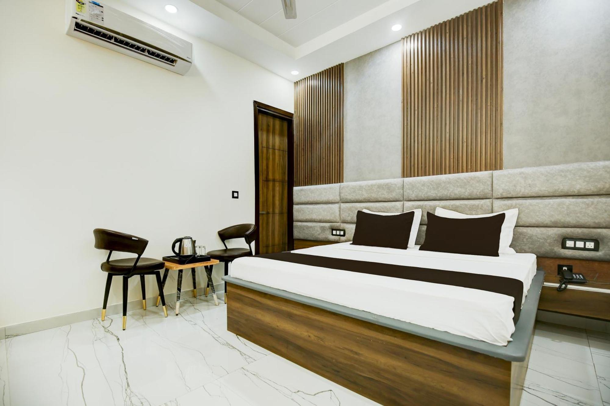 Hotel O Platinum Zirakpur Εξωτερικό φωτογραφία