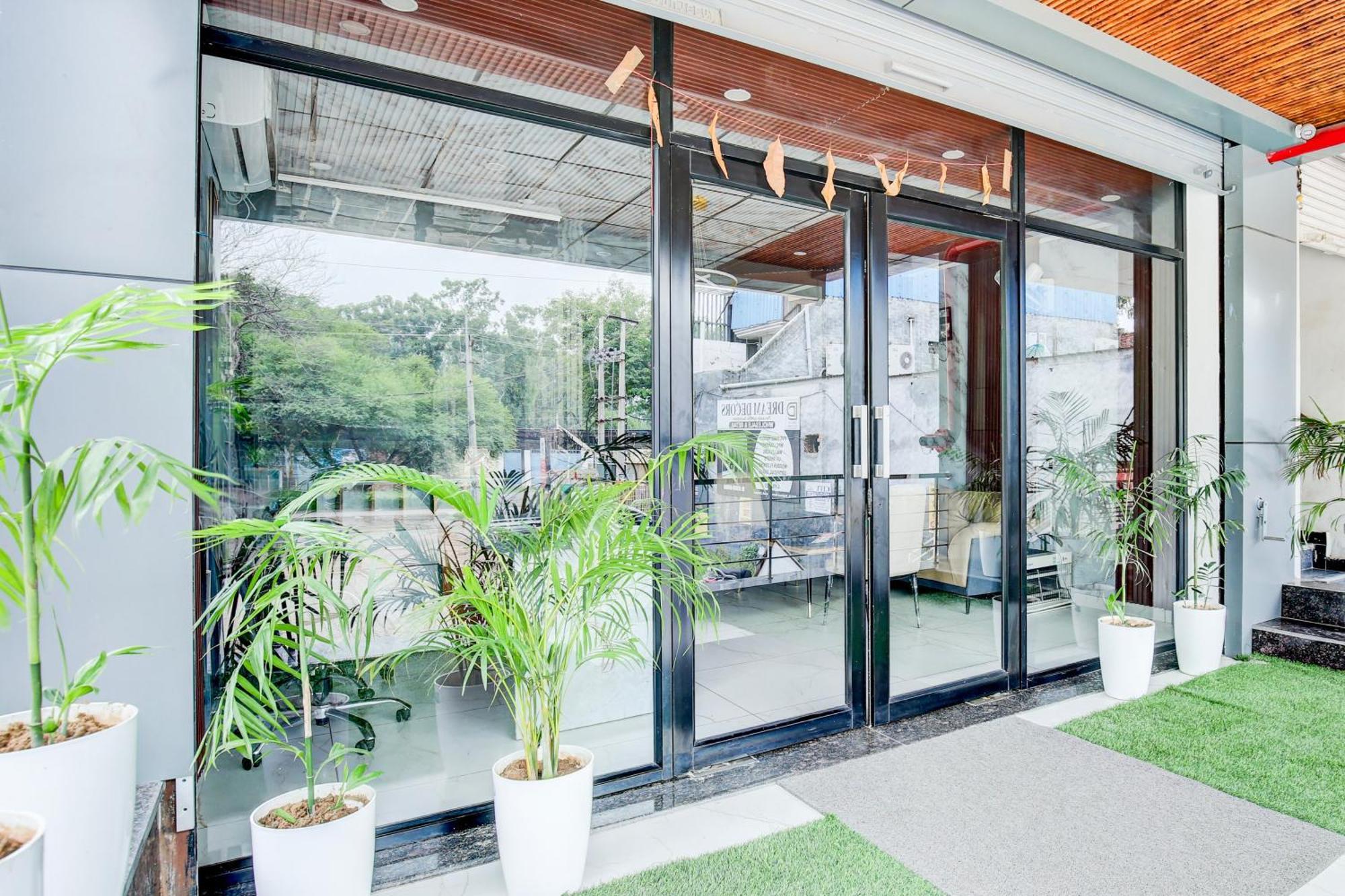 Hotel O Platinum Zirakpur Εξωτερικό φωτογραφία