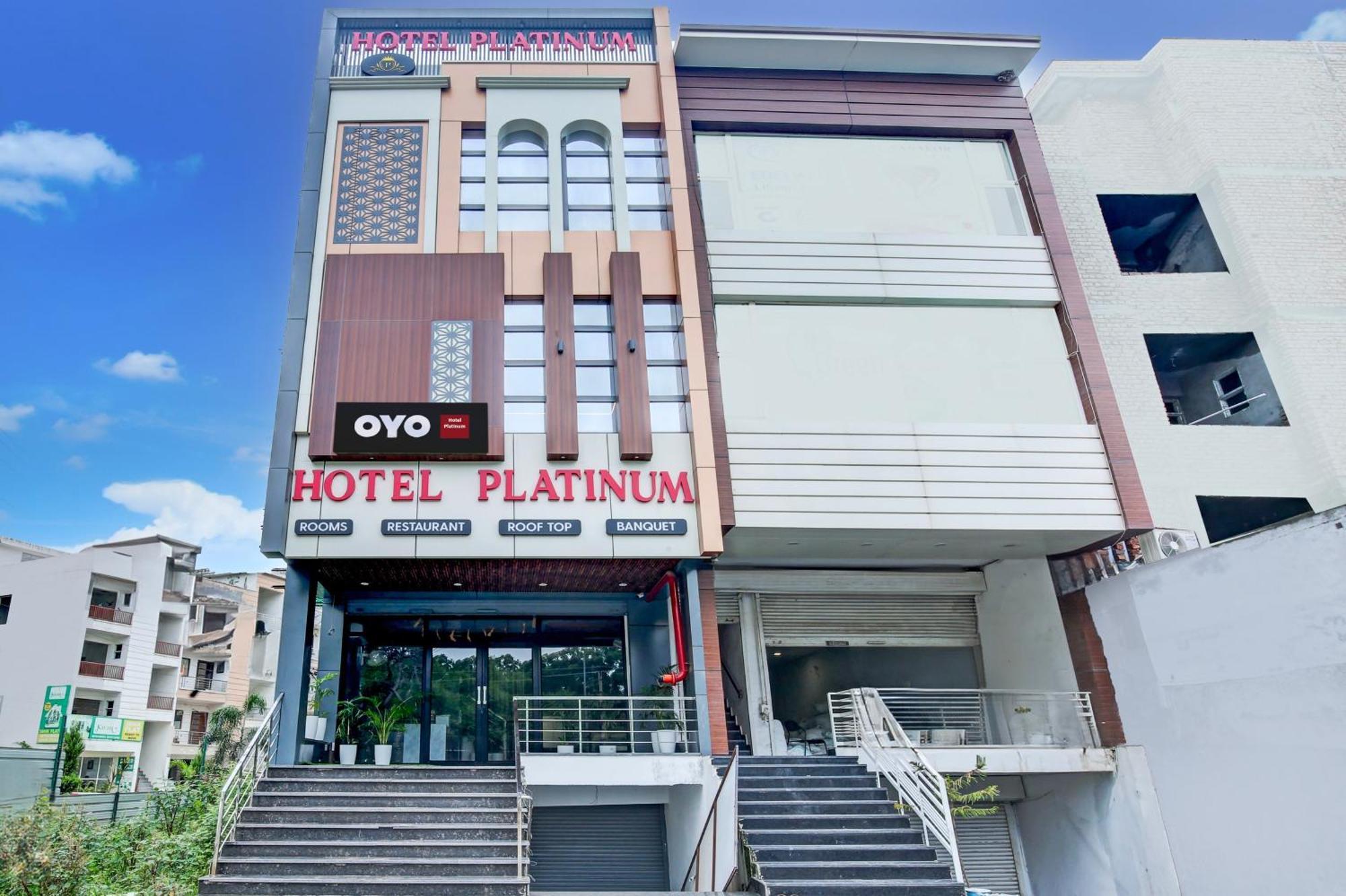 Hotel O Platinum Zirakpur Εξωτερικό φωτογραφία