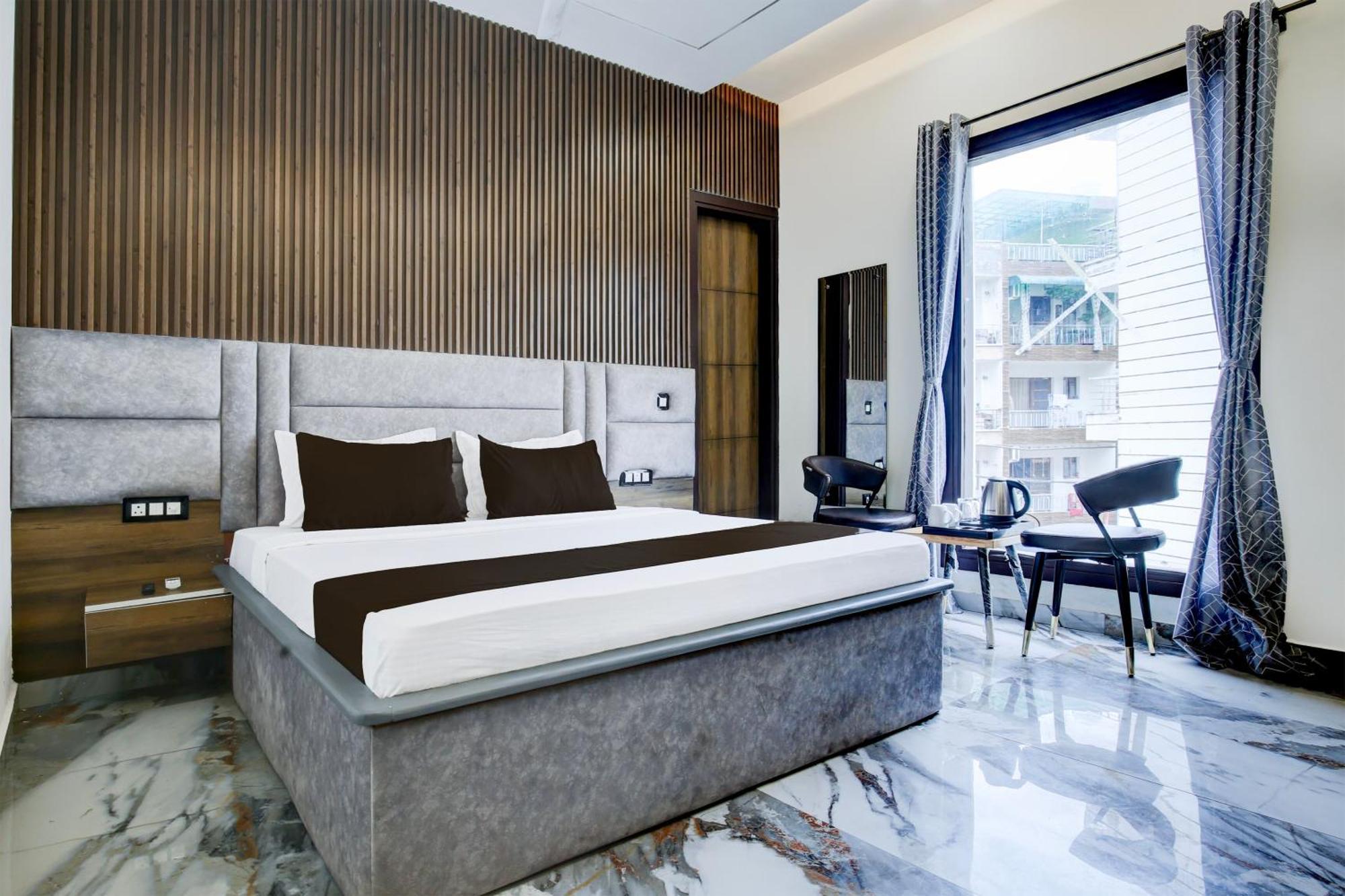 Hotel O Platinum Zirakpur Εξωτερικό φωτογραφία